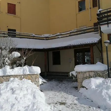 Elle House Mansarda Apartman *
